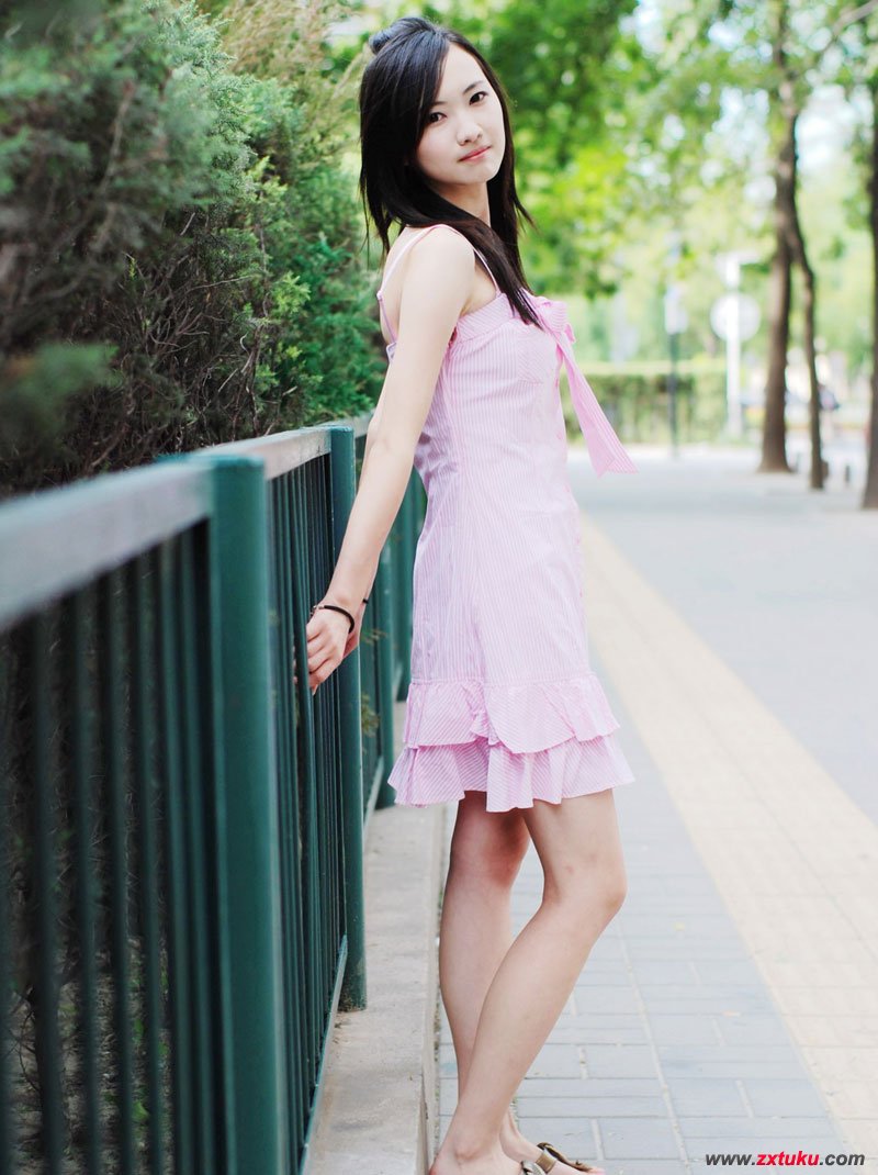 黄色仓库_